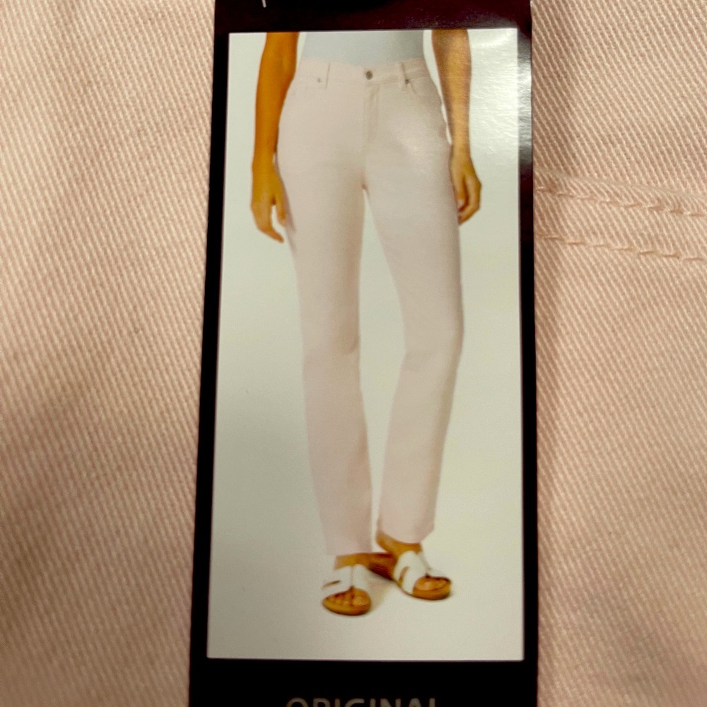 Gloria Vanderbilt sliming Jeans
